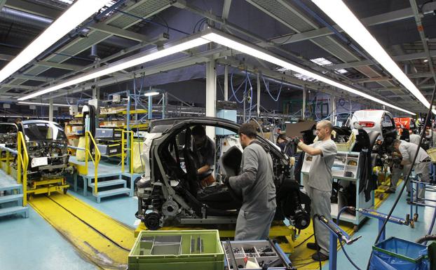 Renault aplicará un ERTE de hasta 50 días a sus 9.000 empleados