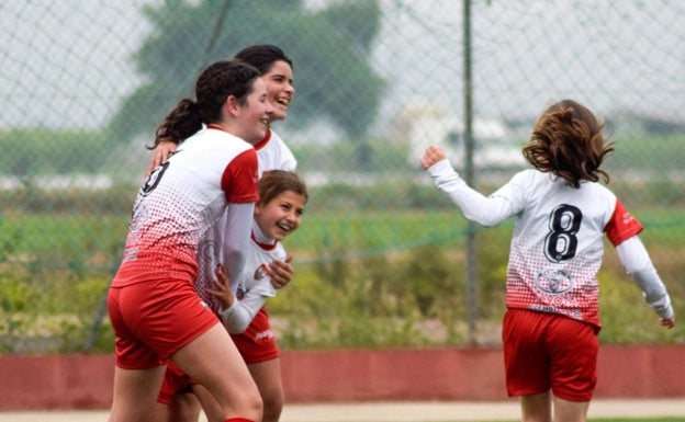 Dos vitorias y una derrota para los equipos femeninos de fútbol del Ciutat de Xàtiva