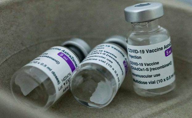 Sanidad empieza a citar a las personas de 61 años para vacunarse en los grandes 'vacunódromos' de la Comunitat