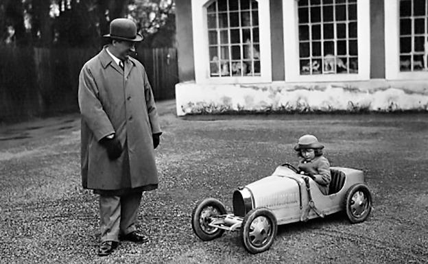 Ettore Bugatti hizo el primer Baby para el cuarto cumpleaños de su hijo Roland/
