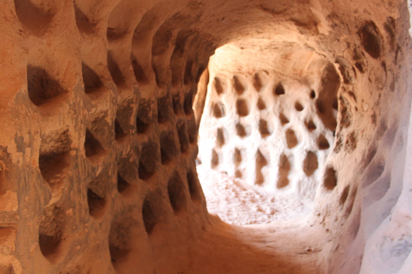 Fotos Cueva De Los 100 Pilares Un Viaje Sensorial A Las Entrañas De