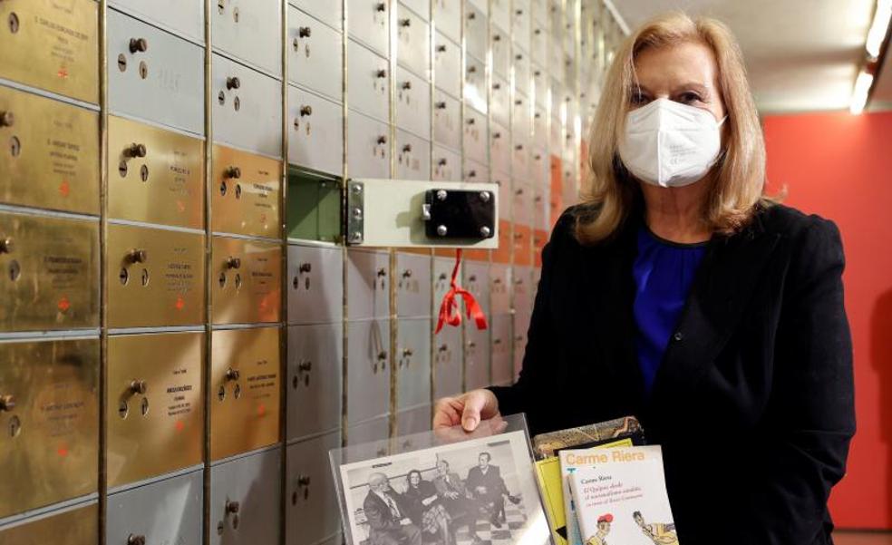 Agua marina, fanzines, máquinas de escribir y más secretos en la Caja de las Letras del Cervantes