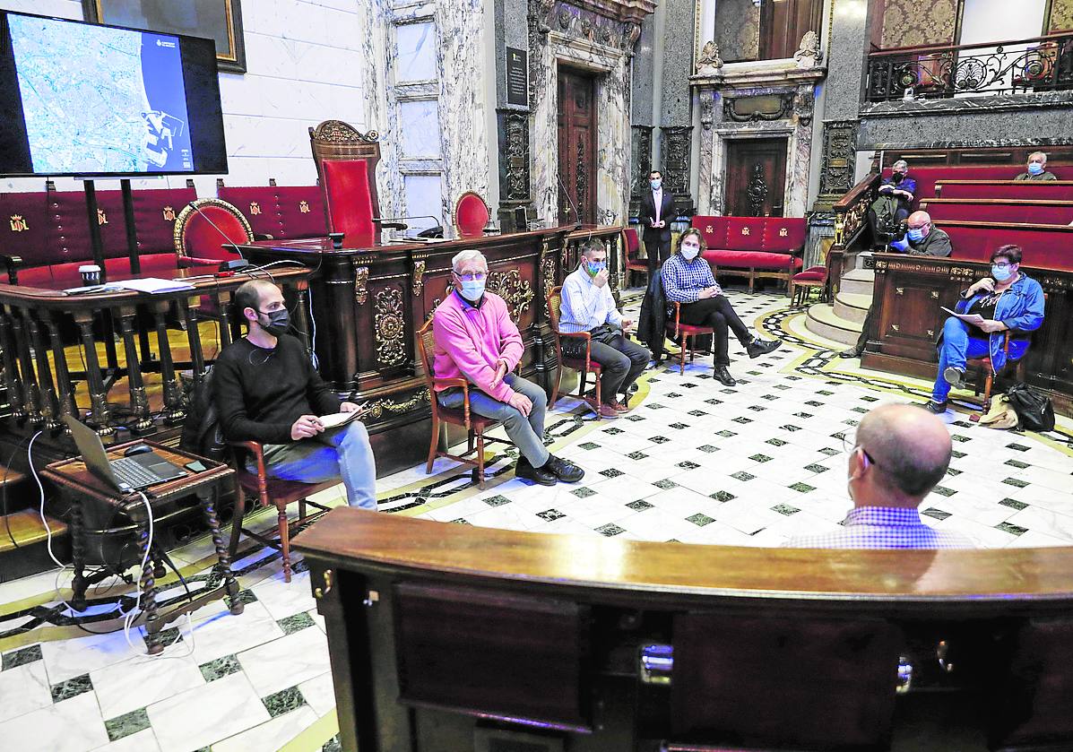 Ribó mantiene el pulso con el puerto y anticipa que la DIA se resolverá en los tribunales