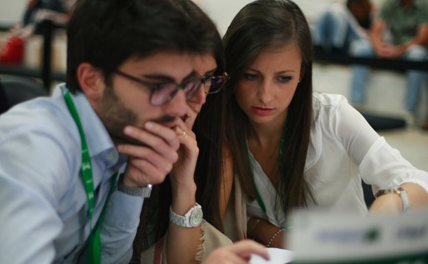 30 universitarios valencianos en la final del Business Talents