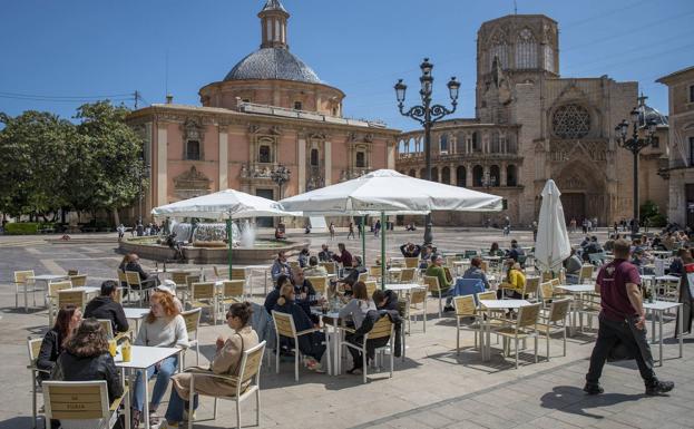 El Consell permite a comercios y bares abrir hasta las diez de la noche en la Comunitat Valenciana