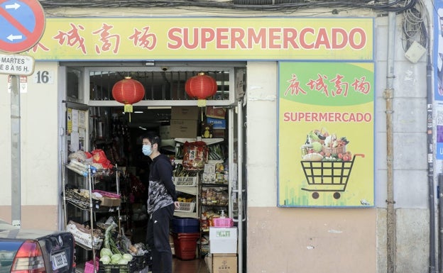 Catalá buscará apoyos en el pleno para retirar los arcos chinos