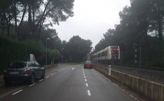 Paterna crea un aparcamiento disuasorio y videovigilado con un centenar de plazas en la estación de La Vallesa