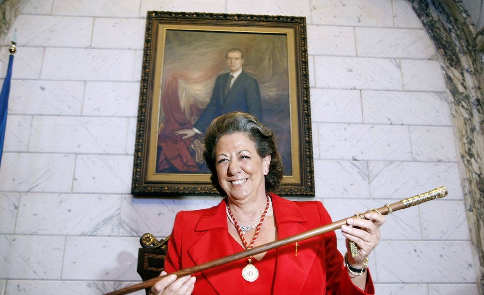 Ribó elude la decisión de nombrar a Rita Barberá alcaldesa honoraria
