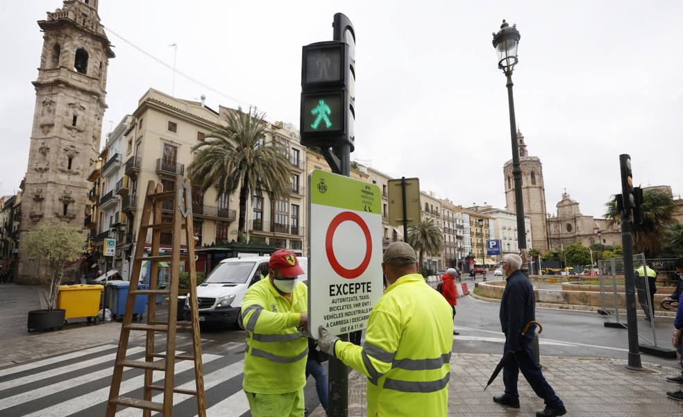ENCUESTA | ¿Considera que está justificada la coincidencia de obras en el centro de Valencia?