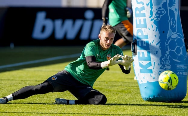 Toda la plantilla dispuesta tras recuperarse Cillessen y Correia