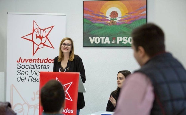 El PSPV abre expediente a la exjefa de prensa de San Vicente y a un militante tras la polémica de grupos de WhatsApp