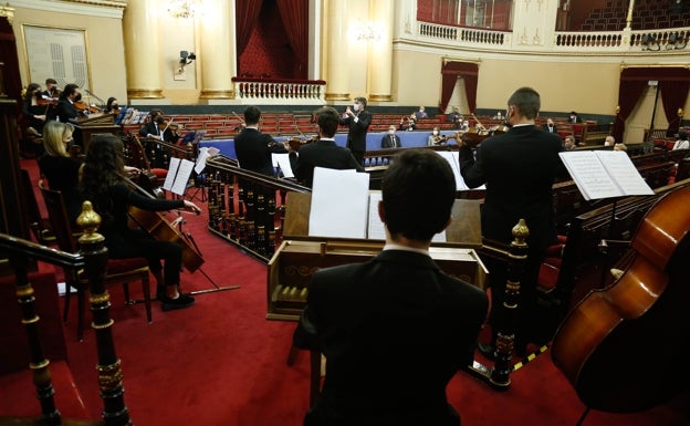 La música de Llíria llega al Senado