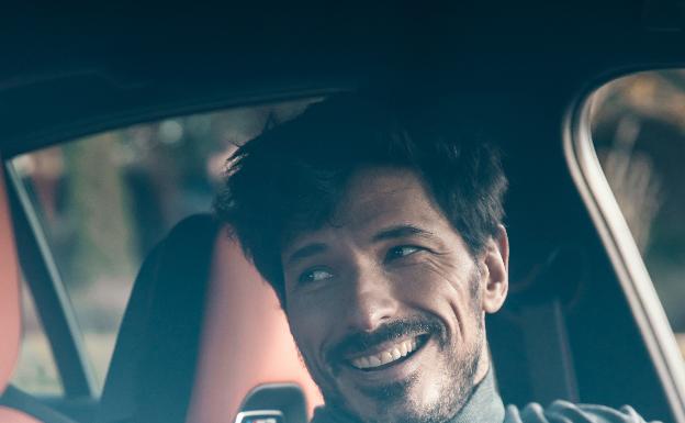 El coche de Andrés Velencoso: «Desde muy pequeño me ponía con mi padre al volante para que me enseñara»