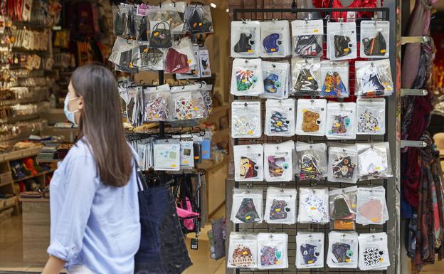 Las mascarillas valencianas que inactivan el covid en menos de un minuto