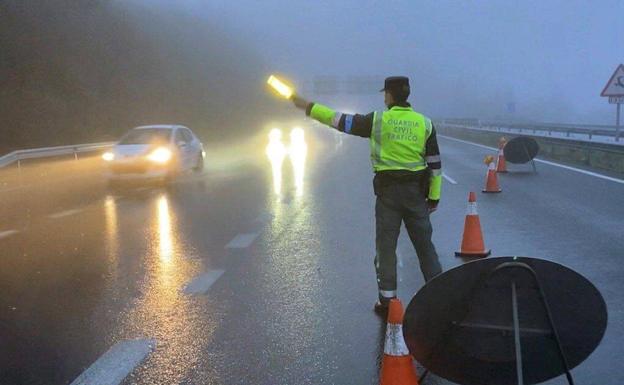 Dos detenidos en Vinaròs que trasladaban 2.467 kilos de hachís en dos vehículos