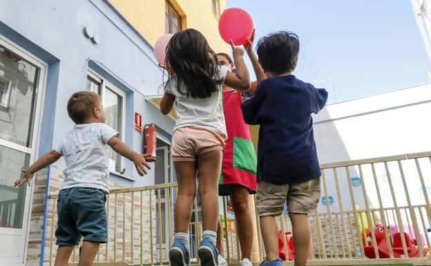 Cómo cobrar los 90 euros al mes del cheque escolar del Ayuntamiento de Valencia aunque la guardería esté en otro municipio