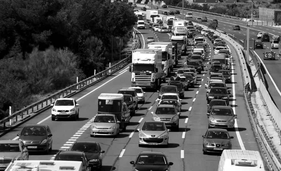 Nubarrón en las carreteras