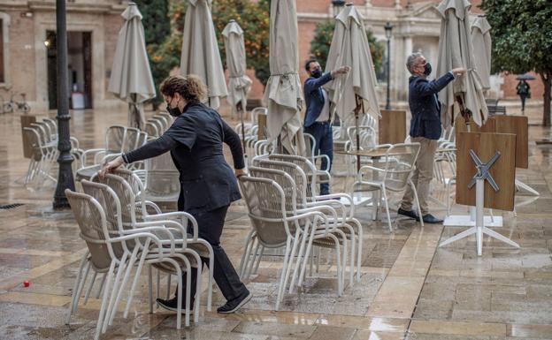 Cuándo acaba el estado de alarma y hasta cuándo están en vigor las nuevas medidas: del toque de queda a las reuniones limitadas en la Comunitat