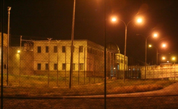 Media cárcel de Picassent sin agua por un reventón