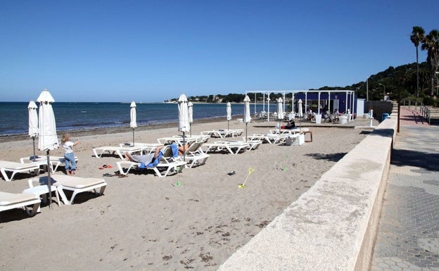 La Marina Alta revalida las 22 banderas azules de sus playas, clubes náuticos y puertos