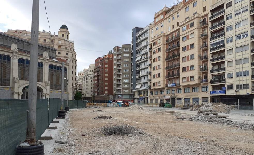Las obras toman la plaza de Brujas de Valencia