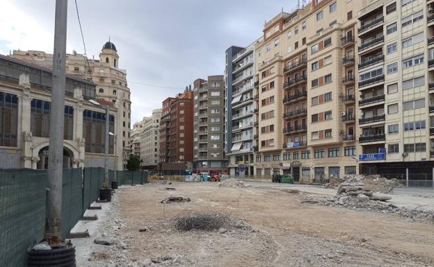 Las obras toman la plaza de Brujas de Valencia