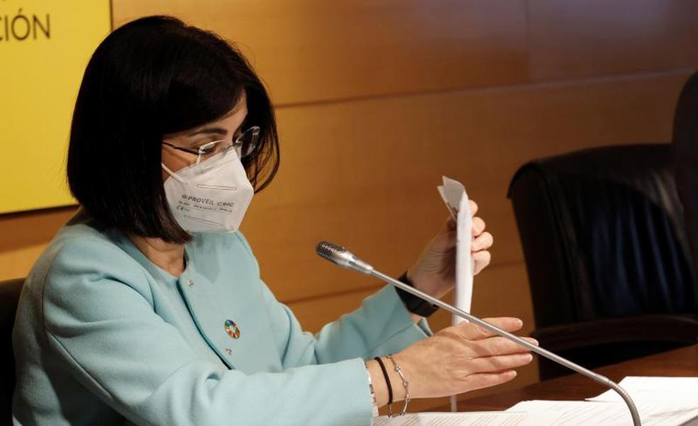 Darias: «La semana próxima Sanidad decidirá sobre la segunda dosis de AstraZeneca»