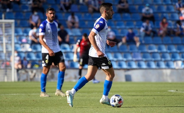 El Hércules cae con el Cornellà y reactiva la amenaza del descenso