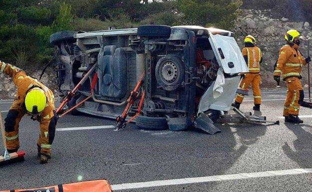 Un hombre de 37 años resulta herido en un accidente de tráfico en Benissa