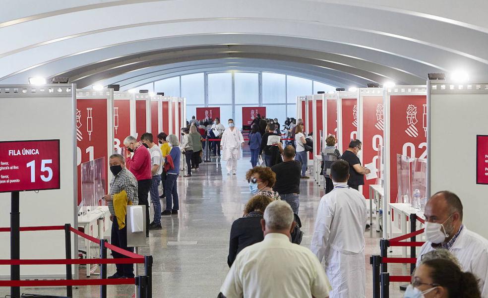 La llegada de más viales a Valencia permite incrementar el ritmo de vacunación