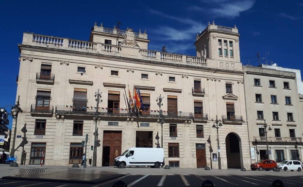 El PSPV de Alcoy acusa al PP de querer vulnerar los derechos fundamentales de las personas