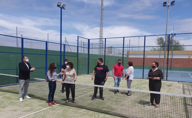 Sueca inaugura dos nuevas pistas de pádel