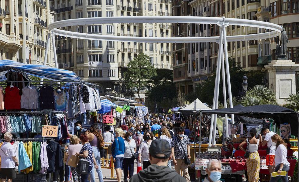 ENCUESTA | ¿Le parecen bien los usos que se le están dando actualmente a la plaza del Ayuntamiento?