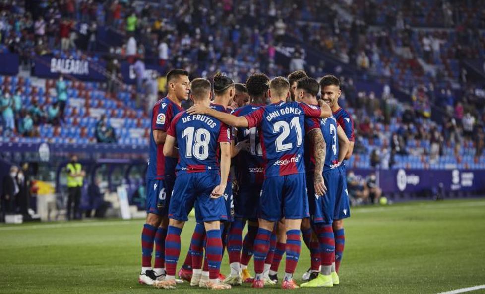 Vídeo del gol de Roger (1-0) en el Levante-Cádiz (2-2)