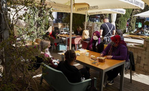 Nuevas normas y horarios para bares y restaurantes en la Comunitat Valenciana hasta el 7 de junio