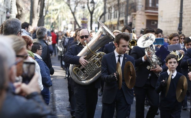 El PSPV de Finestrat pide más reconocimiento para las sociedades musicales de la Comunitat