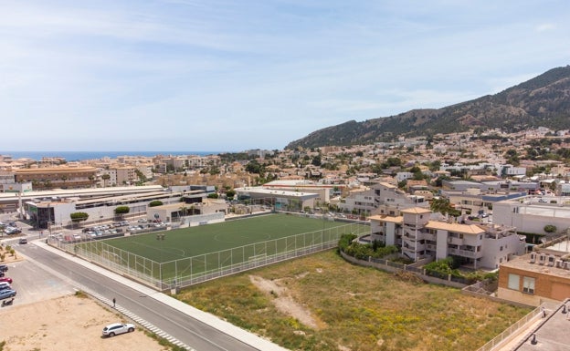Comienzan las obras del campo de fútbol 8 de césped artificial en l'Albir