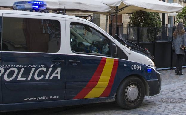 Un hombre golpea en Valencia a su pareja y al hijo menor de ella por intentar frenar la agresión