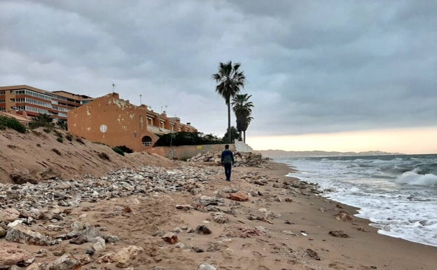 La costa se queda sin arena