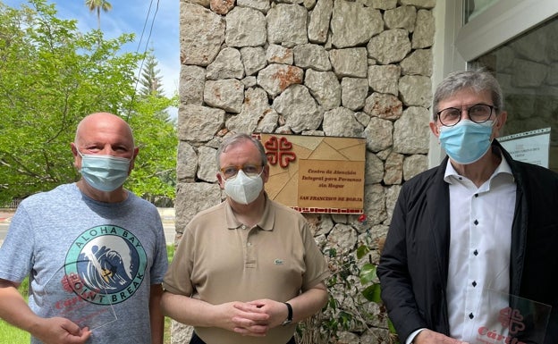 Cáritas Gandia da las gracias a Marc Cuesta y José Mendieta por su dedicación