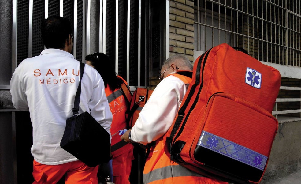 Un joven muere acuchillado tras pelearse con otro en la Vila Joiosa