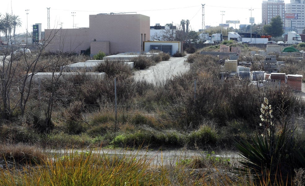 La Albufera estará otro año expuesta a aguas sucias por el nuevo retraso en los depósitos pluviales