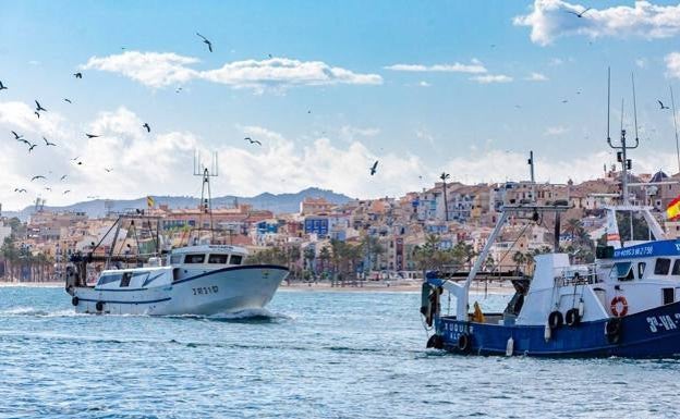 La Vila Joiosa exige al Gobierno que 'se moje' para defender al sector pesquero