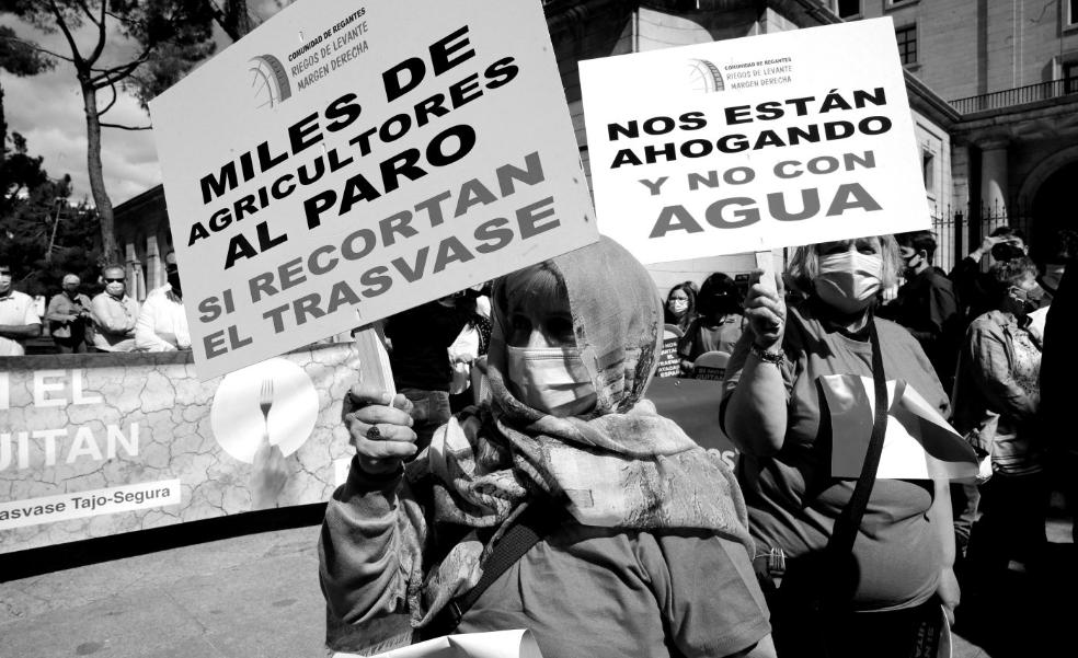 Un trasvase incómodo