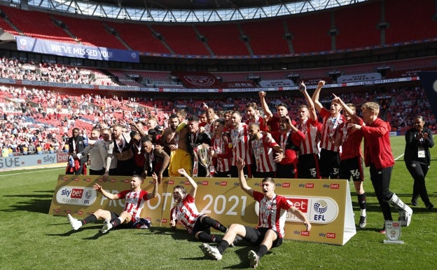 El castellonense Sergi Canós asciende a la Premier League con el Brentford