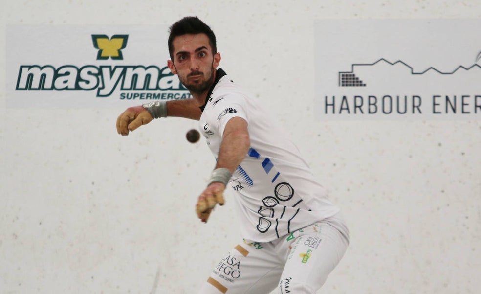 Marc somete a Julio Palau en el duelo de cañoneros en Pelayo