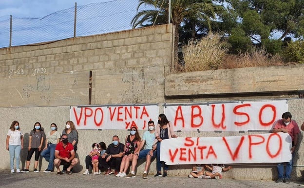 La compra de 33 pisos para alquiler social dispara las críticas en una finca de Paterna