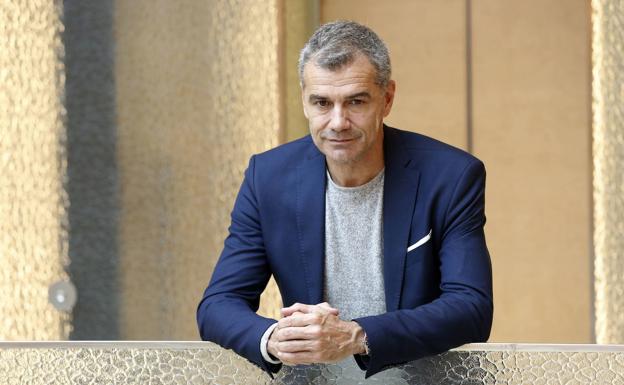 Lucas, hijo de Toni Cantó: «Ser el hijo de alguien no te hace ser o pensar como esa persona»