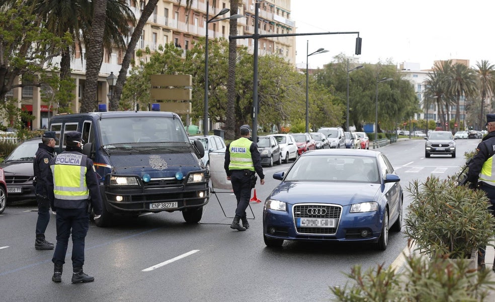 Las multas por incumplir la normativa Covid en Valencia caen un 11,5% en un mes