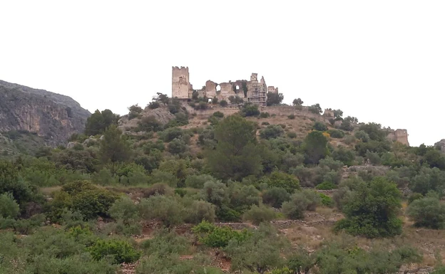 La rehabilitación del castillo de Perputxent consolidará el turismo verde
